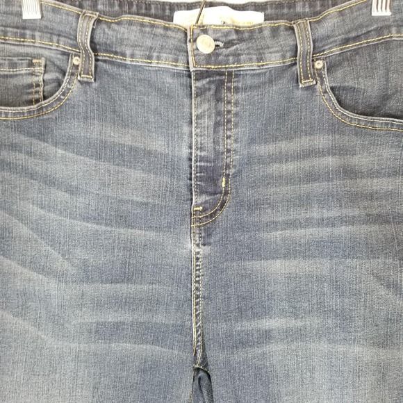 Signature by Levi Strauss Gold Womens Dark Distressed Skinny Jeans Size 20L - Picture 3 of 12